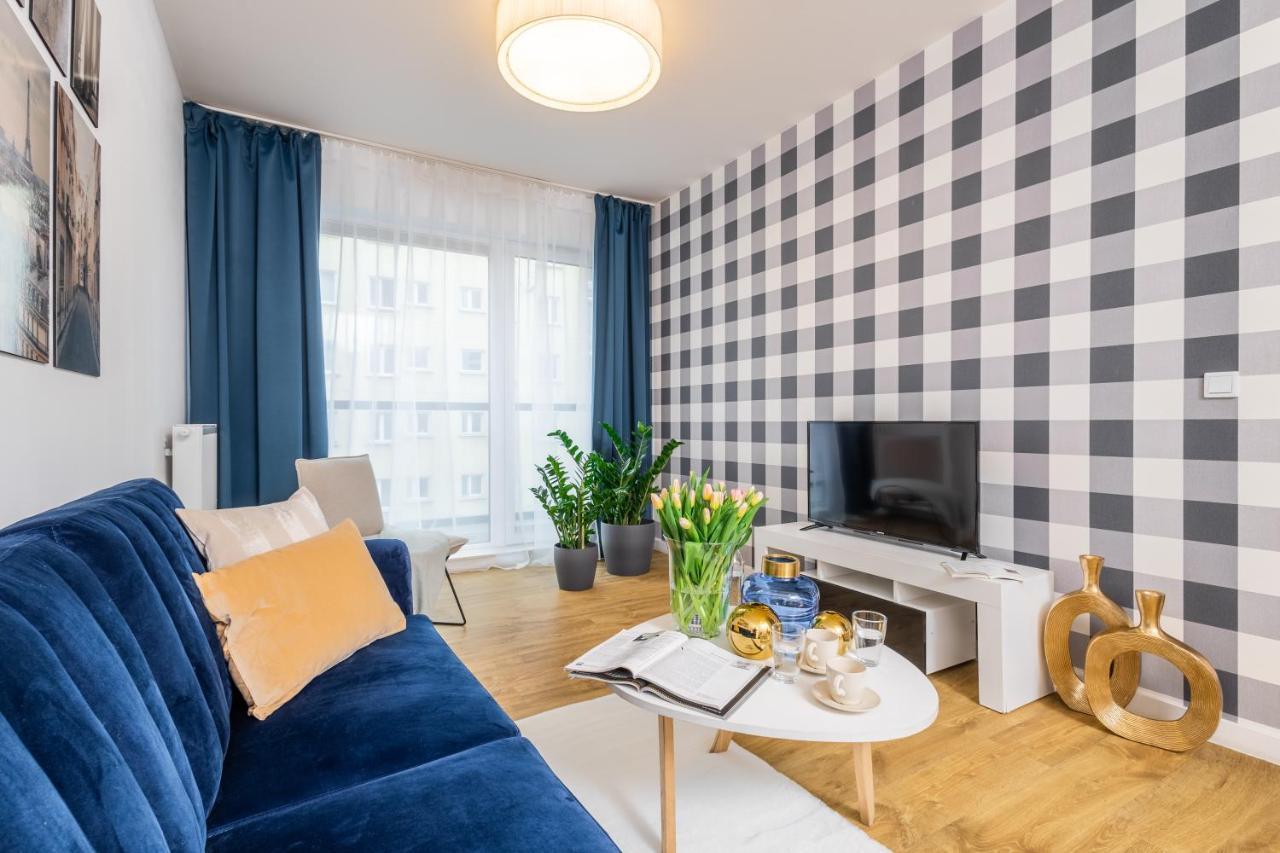 Apartment Dabrowskiego By The Railway Station Wroclaw Bagian luar foto